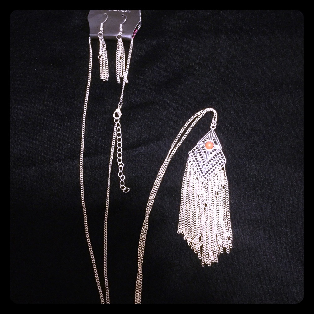 🆕 Long Orange pendant Necklace with Earrings